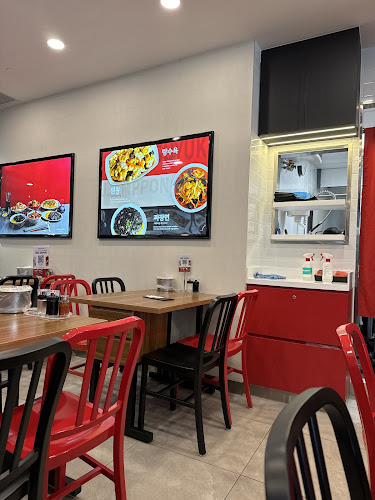 Paik's Noodle @ Waterway Point - Hospitality and gastronomy