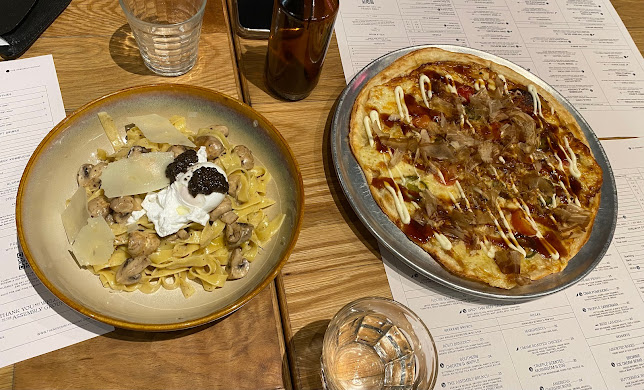 Opinii despre The Assembly Ground în Singapore - Hospitality and gastronomy