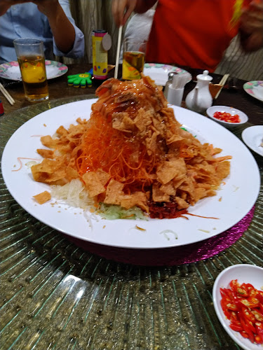 60 Tessensohn Rd, Civil Service Club @ Tessensohn, Singapore 217664