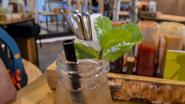 1 HarbourFront Walk, #01-57 VivoCity, Singapore 098585