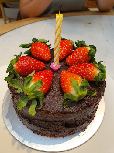 Opinii despre explodingwithsammy în Singapore - Hospitality and gastronomy