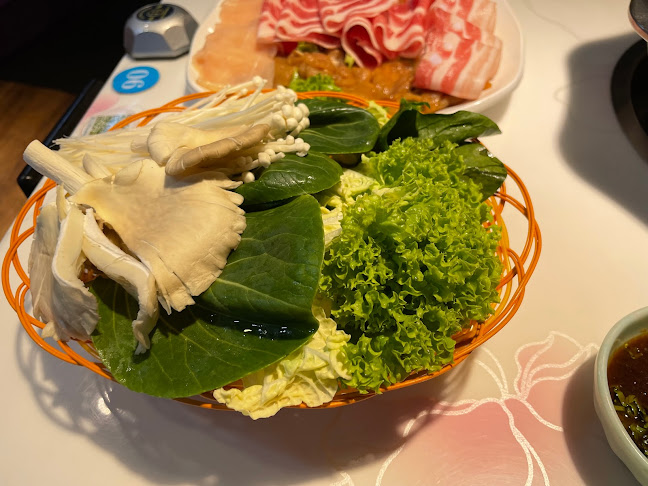 Shi Li Fang Hot Pot @ Junction 10 - Hospitality and gastronomy