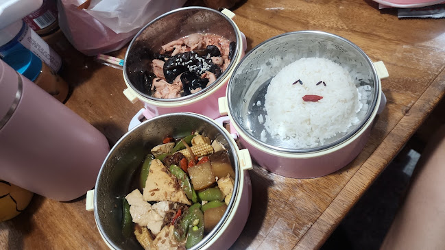 Mama J's Confinement Food - Hospitality and gastronomy