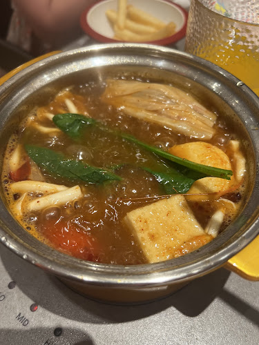 Paradise Hotpot 品樂锅 at Westgate - Hospitality and gastronomy