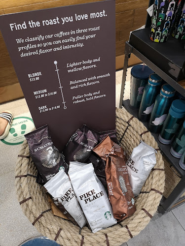 Starbucks Canberra Plaza