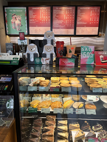 Starbucks Katong Square - Hospitality and gastronomy