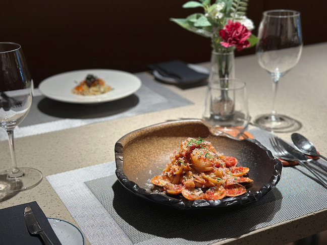 217 Henderson Rd, #01-03, Singapore 159555