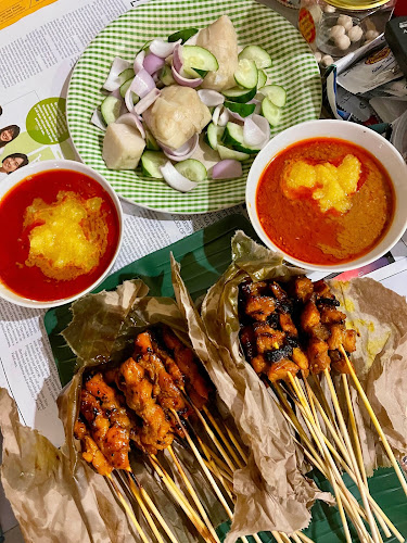 Comentarii opinii despre 252 Satay Otak