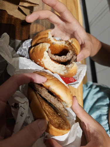 Opinii despre Burger King Plaza Singapura în Singapore - Hospitality and gastronomy