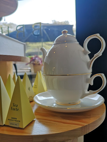 Opinii despre The M Plot Cafe în Singapore - Hospitality and gastronomy