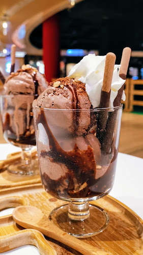 Carmen's Best Ice Cream - Hospitality and gastronomy