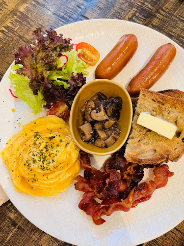 Comentarii opinii despre 6 Letter Coffee