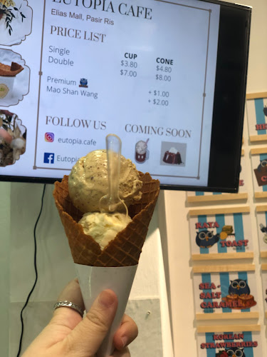 Comentarii opinii despre Eutopia Cafe | Acai Forest