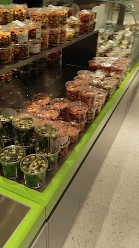 SNACK BOX 零食工坊 @ Pasir Ris Mall - Singapore