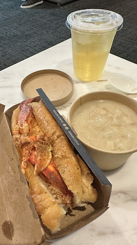 Luke's Lobster Singapore (Terminal 2, Changi Airport) - Singapore