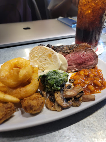 iSTEAKS @ Tampines 1 - Singapore