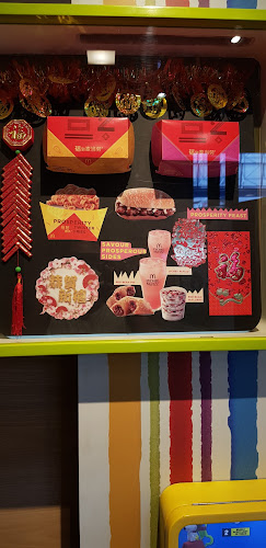 1 Marine Parade Central, #01-01 Parkway Centre, Singapore 449408