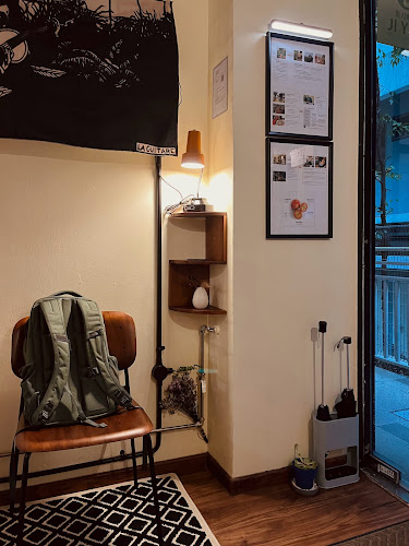 Comentarii opinii despre Ji Yue Coffee (集月咖啡)