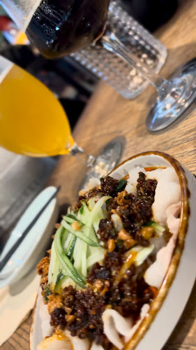 9 Haji Ln, Singapore 189202