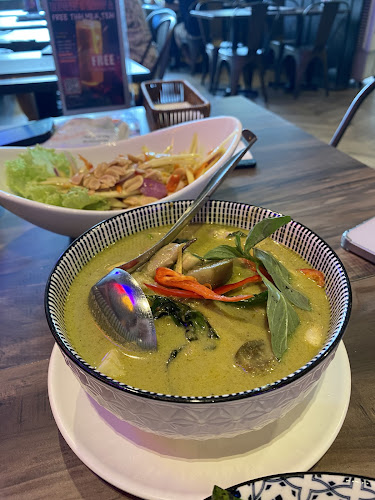 Comentarii opinii despre Suk's Thai Kitchen