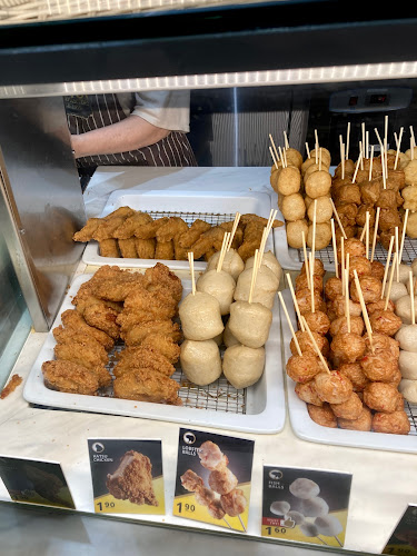 Tip Top Curry Puff @ Compass One