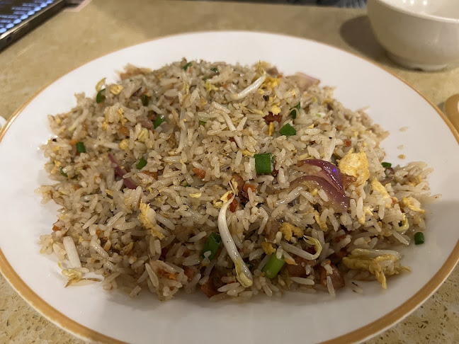 Yangzhou Fried Rice Restaurant 扬州炒饭饭店 - Hospitality and gastronomy