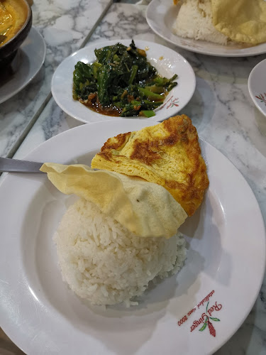 10 Paya Lebar Rd, B2-31 PLQ Mall, Singapore 409057