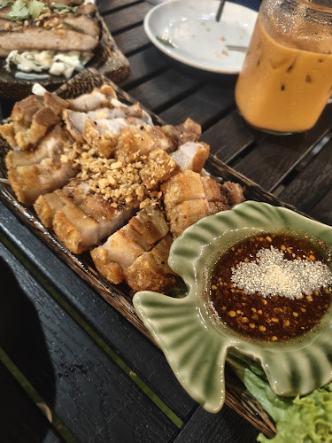 Warm Up Cafe @ The Star Vista - Hospitality and gastronomy