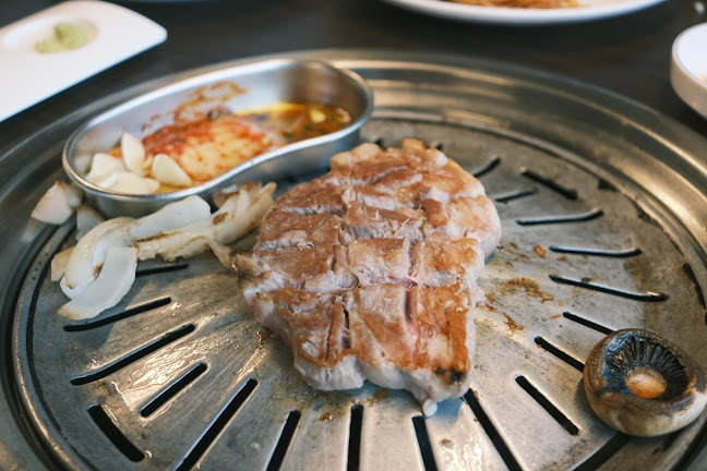 Ju Shin Jung Alexandra - Singapore