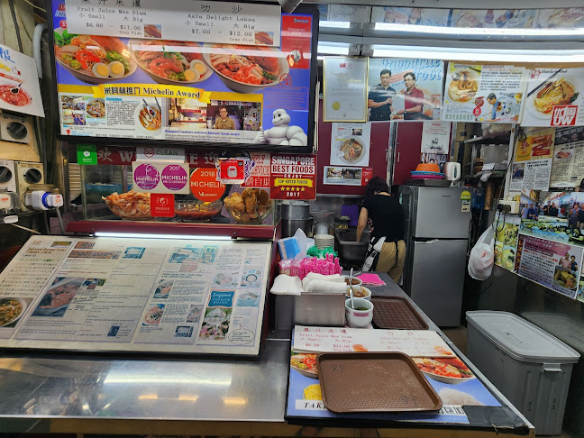 Famous Sungei Road Trishaw Laksa - Singapore