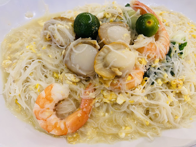 White Restaurant (Sun Plaza) - Hospitality and gastronomy