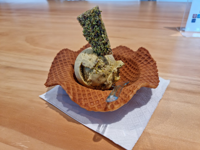 2 Jln Lokam, #01-18 Kensington Square, Singapore 537846