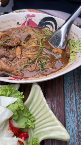 Warm Up Cafe @Mackenzie Road - Singapore