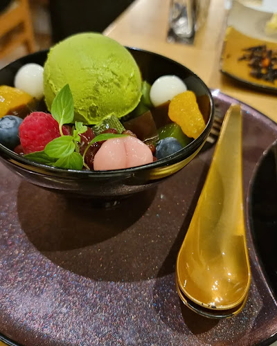 Opinii despre Misato în Singapore - Hospitality and gastronomy