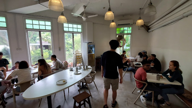 Simply Bread, Cluny Court - Singapore