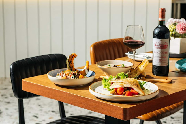 Opinii despre Applause on Tyrwhitt – Bistro and Bar în Singapore - Hospitality and gastronomy