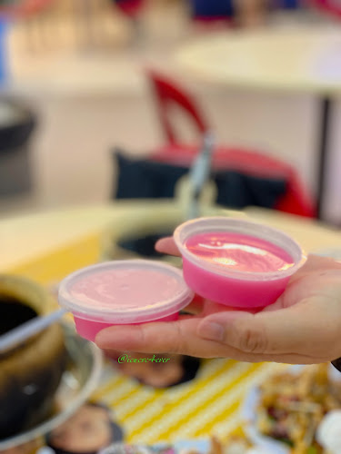 Hua Zai Frog Porridge Zi Char - Singapore