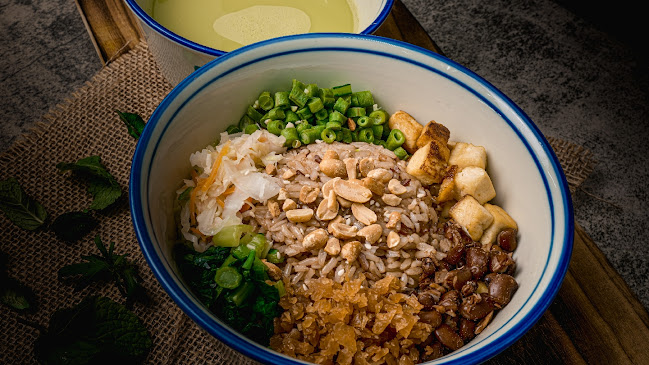 Opinii despre Living Wholesome Vegetarian (Thunder Tea Rice) în Singapore - Hospitality and gastronomy