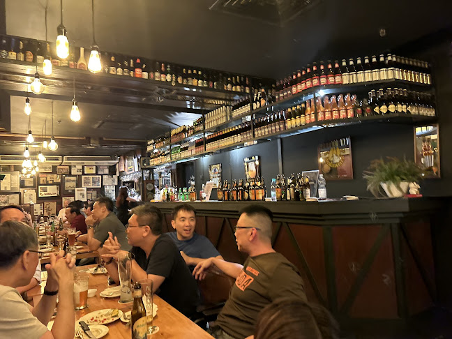Brauhaus Restaurant & Pub - Singapore
