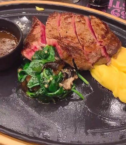 Comentarii opinii despre Escape Restaurant @ One Farrer Hotel