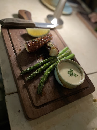 Loulou - French Cuisine & Wine Bar - Singapore