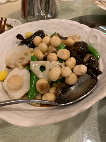 Comentarii opinii despre Jade Phoenix