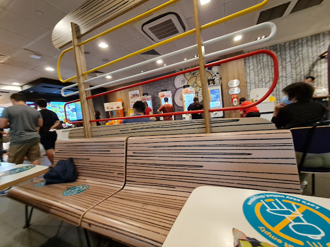 Comentarii opinii despre McDonald's SAFRA Punggol