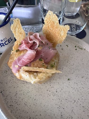 Comentarii opinii despre MERCI MARCEL EAST COAST