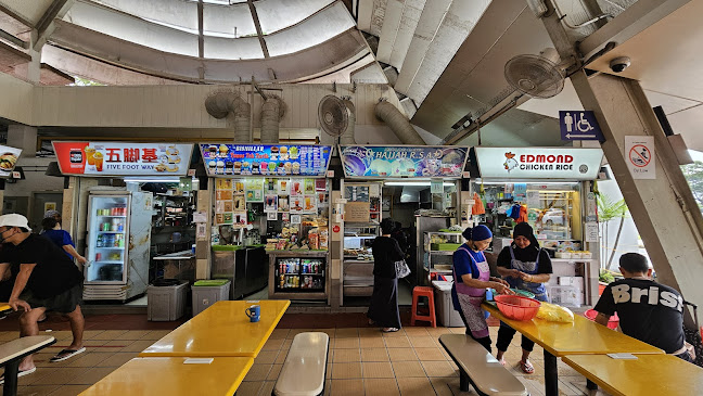 Tanglin Halt Market - Hospitality and gastronomy