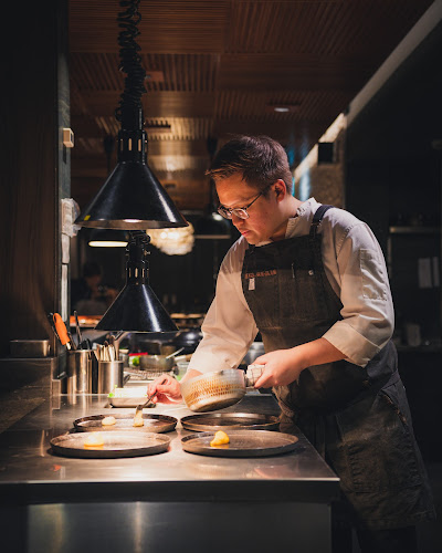 IRU DEN - Hospitality and gastronomy