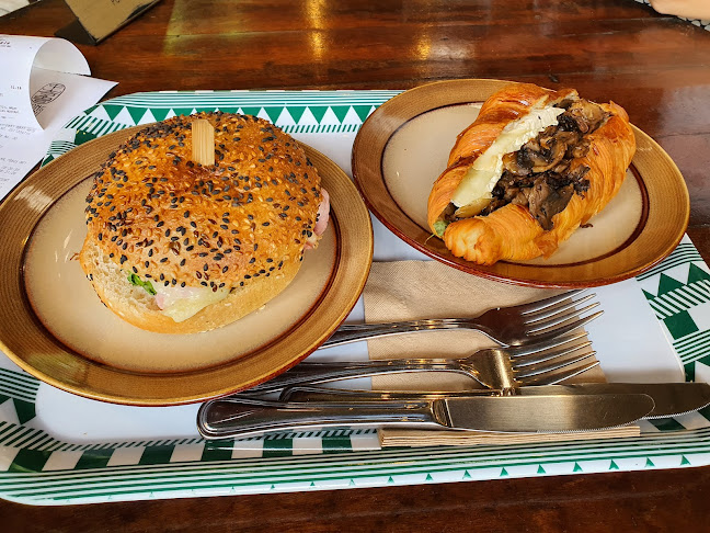 Tiong Bahru Bakery - Safari