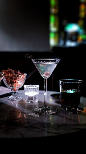 Comentarii opinii despre Gibson Bar