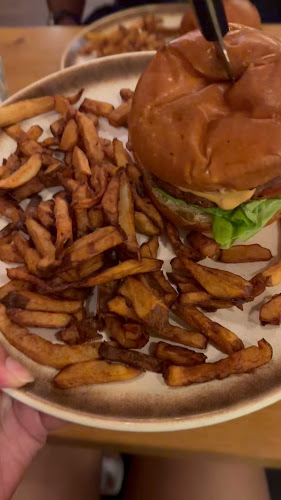 Burger & Steak Frites