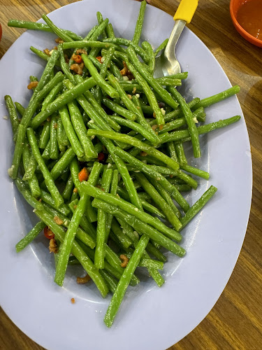 Qiang Lim Seafood Fishhead Steamboat - Hospitality and gastronomy